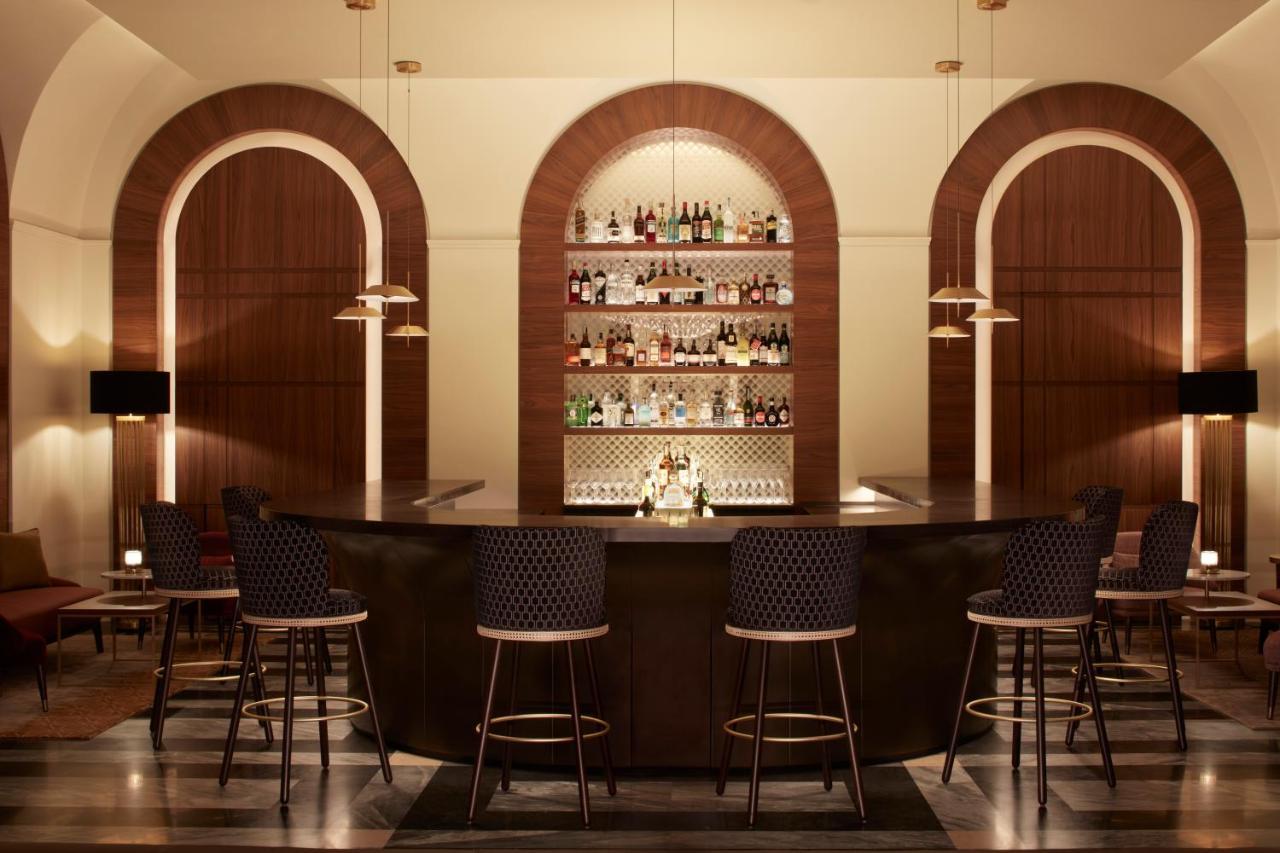 Intercontinental Rome Ambasciatori Palace By Ihg Екстериор снимка